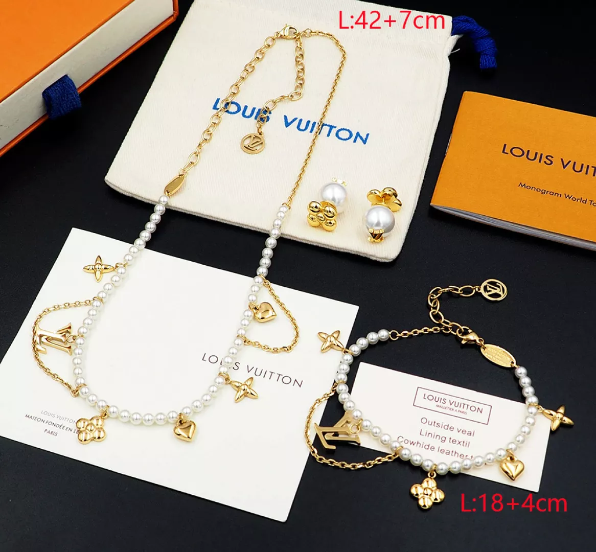 Louis Vuitton LV Jewelry Set For Women SportInspired 8461