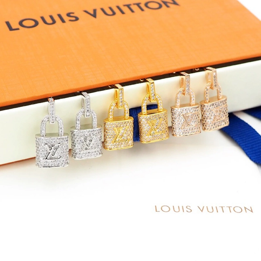 Louis Vuitton LV Jewelry Set Lightweight 8600