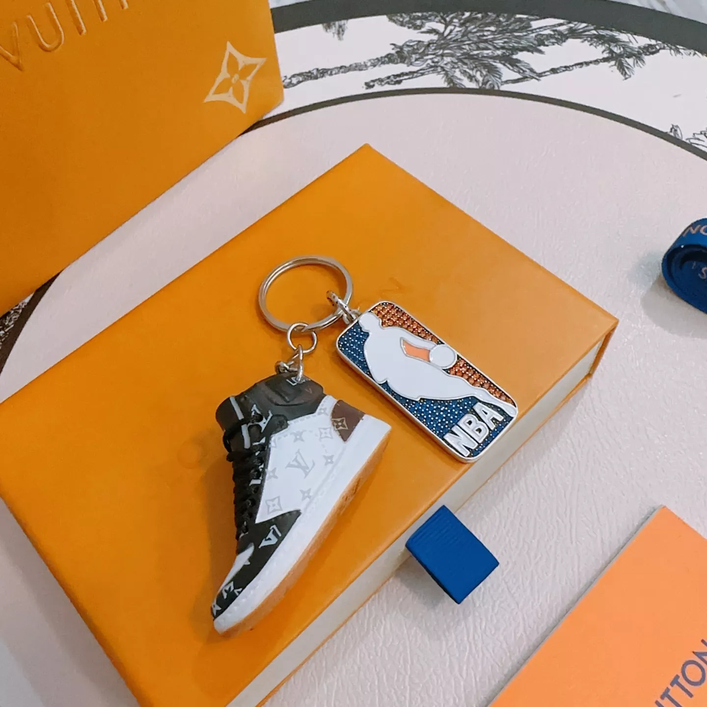 Louis Vuitton LV Key Holder And Bag Buckle Comfortable 6285