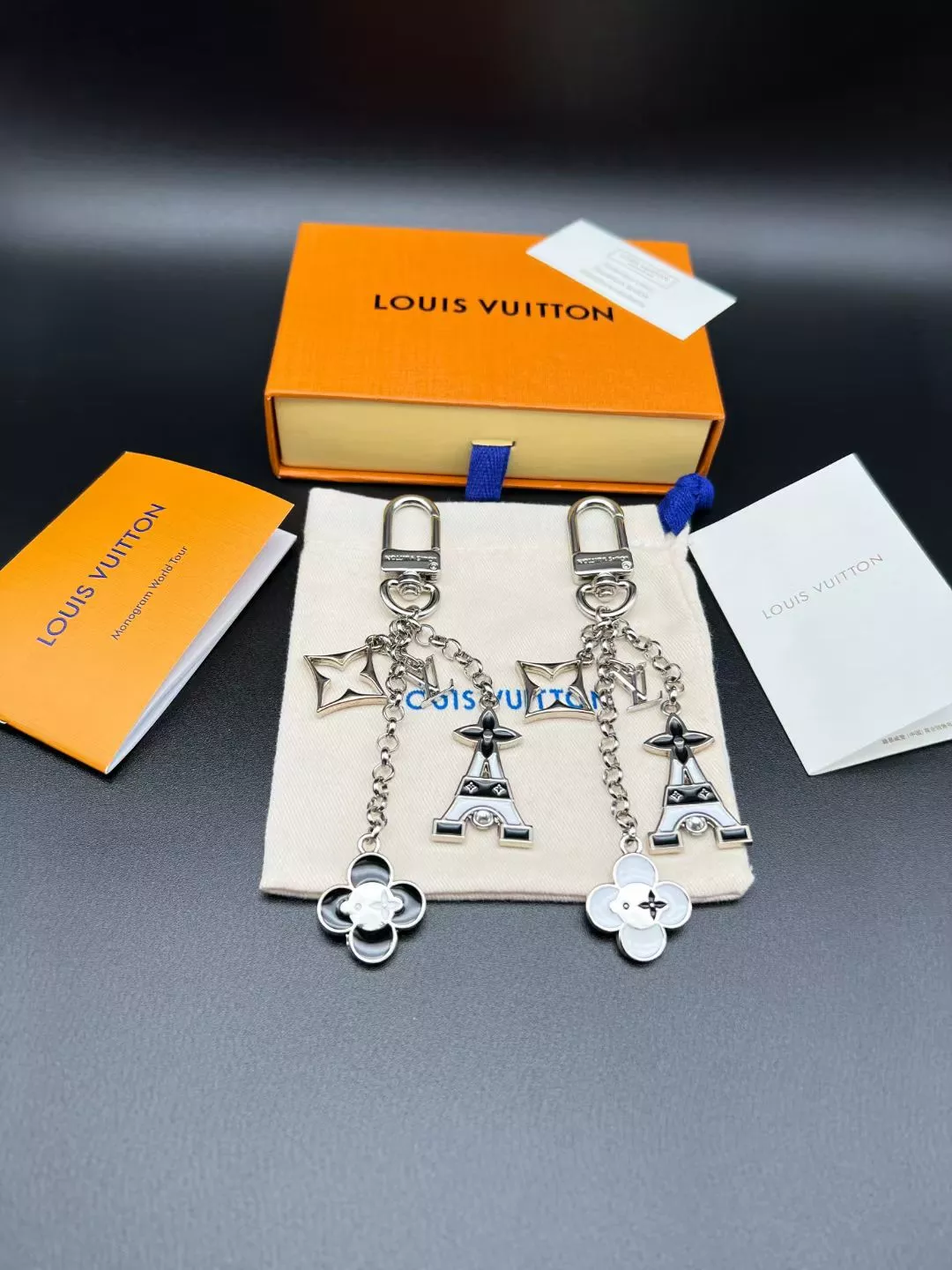 Louis Vuitton LV Key Holder And Bag Buckle Compact 4029