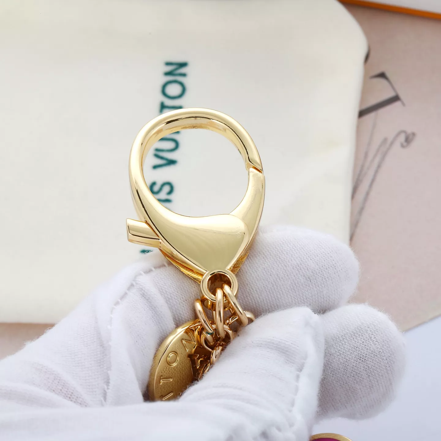 Louis Vuitton LV Key Holder And Bag Buckle For Women SmartChoice 5205