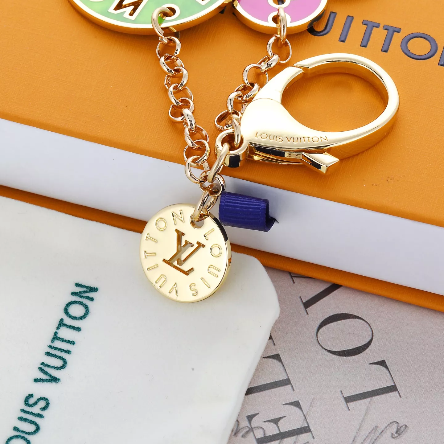 Louis Vuitton LV Key Holder And Bag Buckle For Women SmartChoice 5205