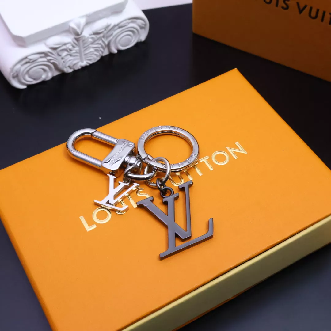 Louis Vuitton LV Key Holder And Bag Buckle Refined 3765