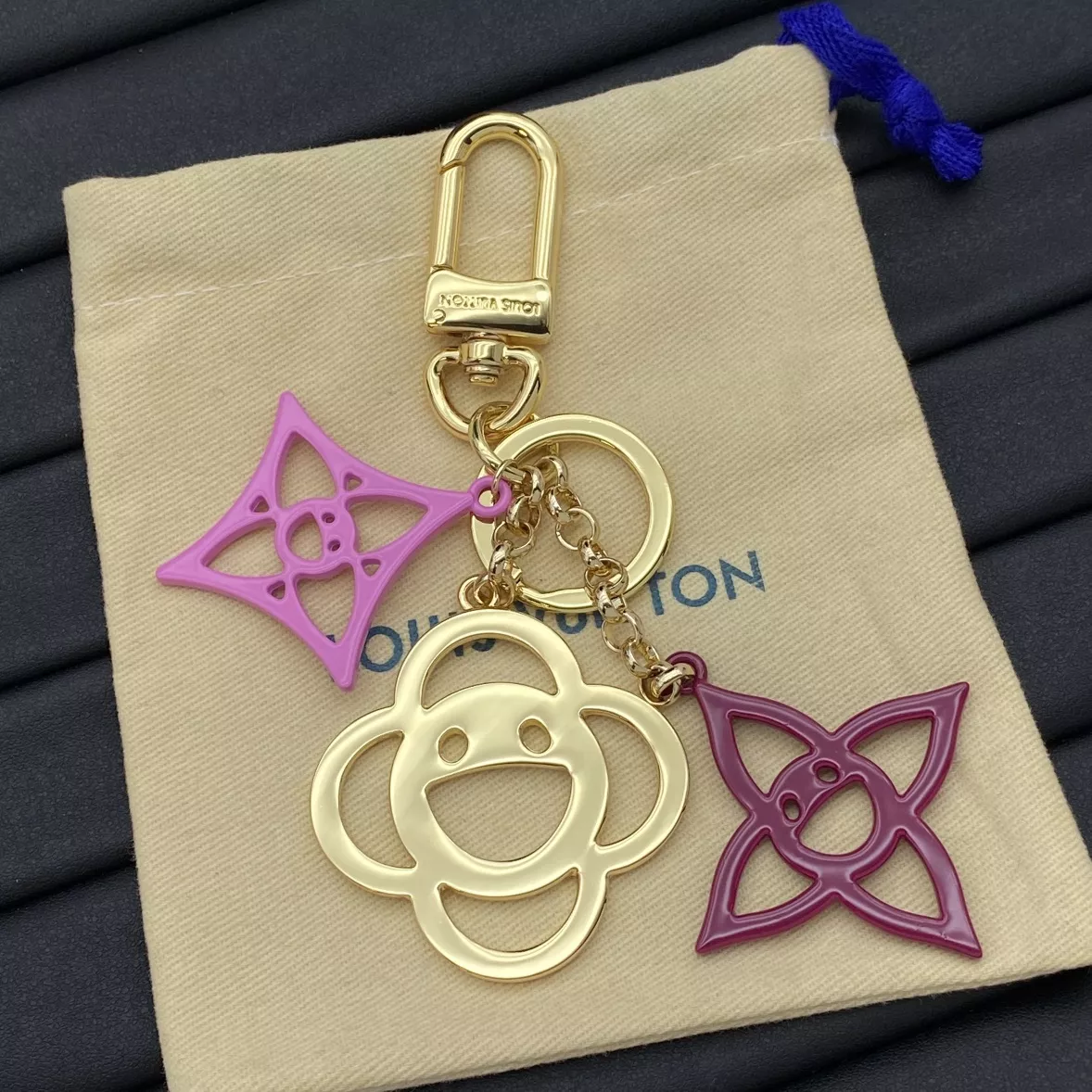 Louis Vuitton LV Key Holder And Bag Buckle Reliable 2574