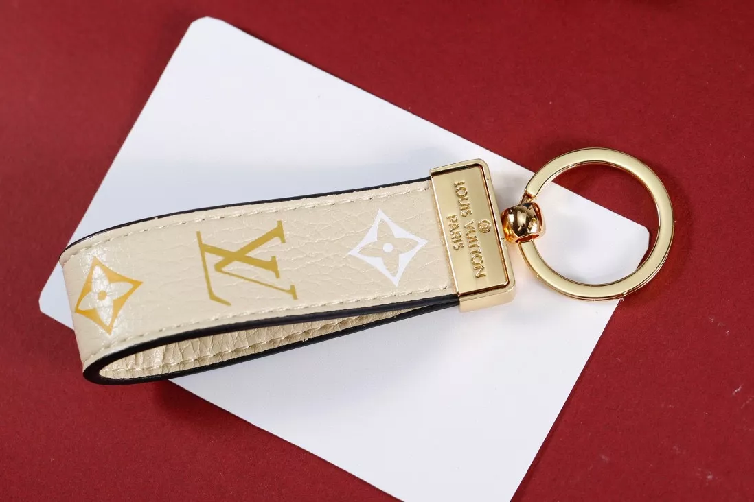 Louis Vuitton LV Key Holder And Bag Buckle Sophisticated 2233