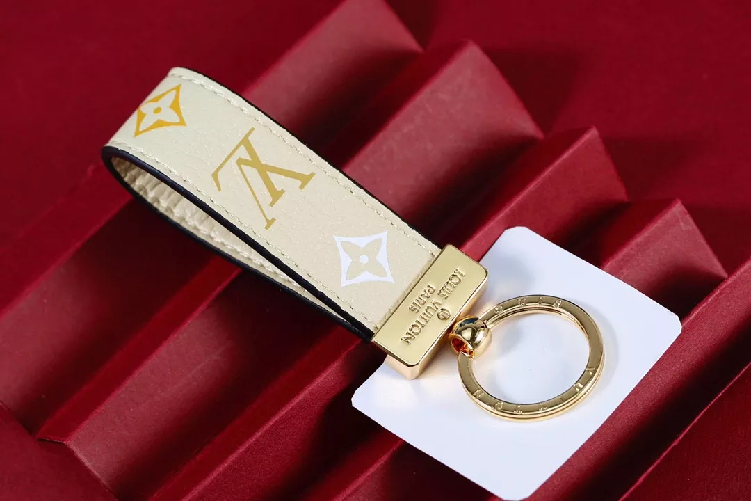 Louis Vuitton LV Key Holder And Bag Buckle Sophisticated 2233