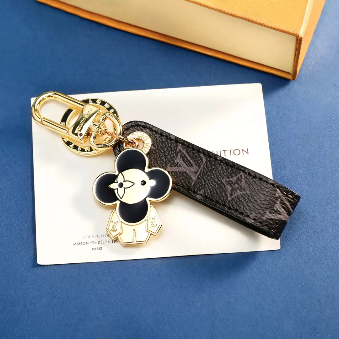 Louis Vuitton LV Key Holder And Bag Buckle Timeless 5341