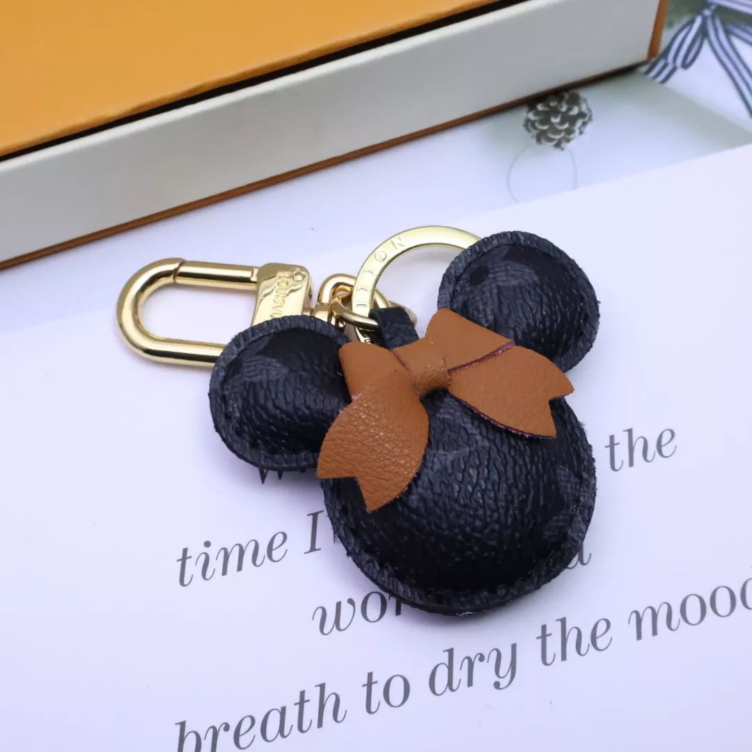 Louis Vuitton LV Key Holder And Bag Buckle Vibrant 6245