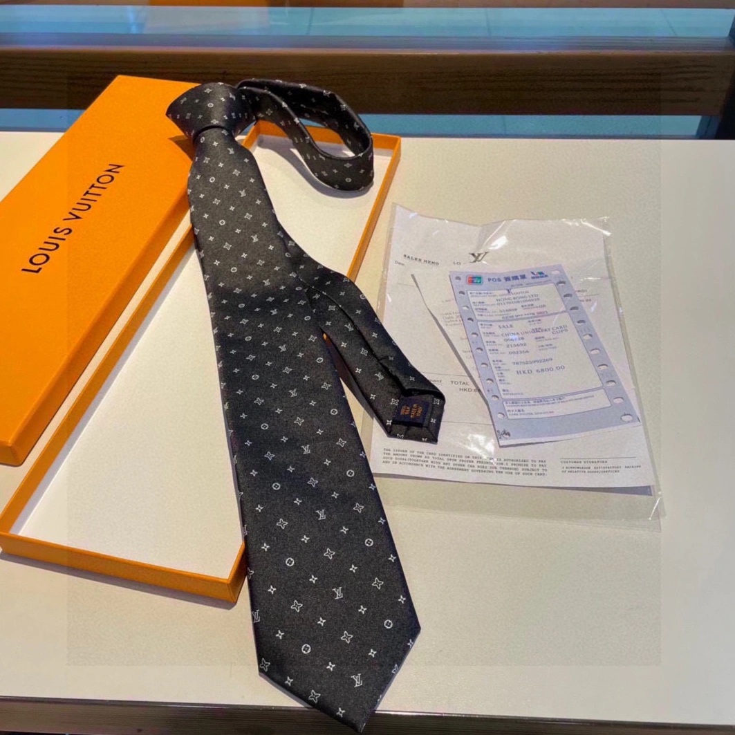 Louis Vuitton LV Necktie For Men Bold 7822