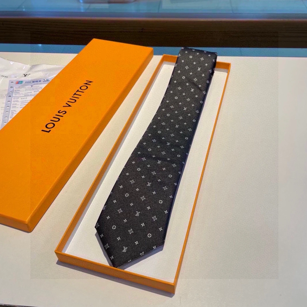 Louis Vuitton LV Necktie For Men Bold 7822