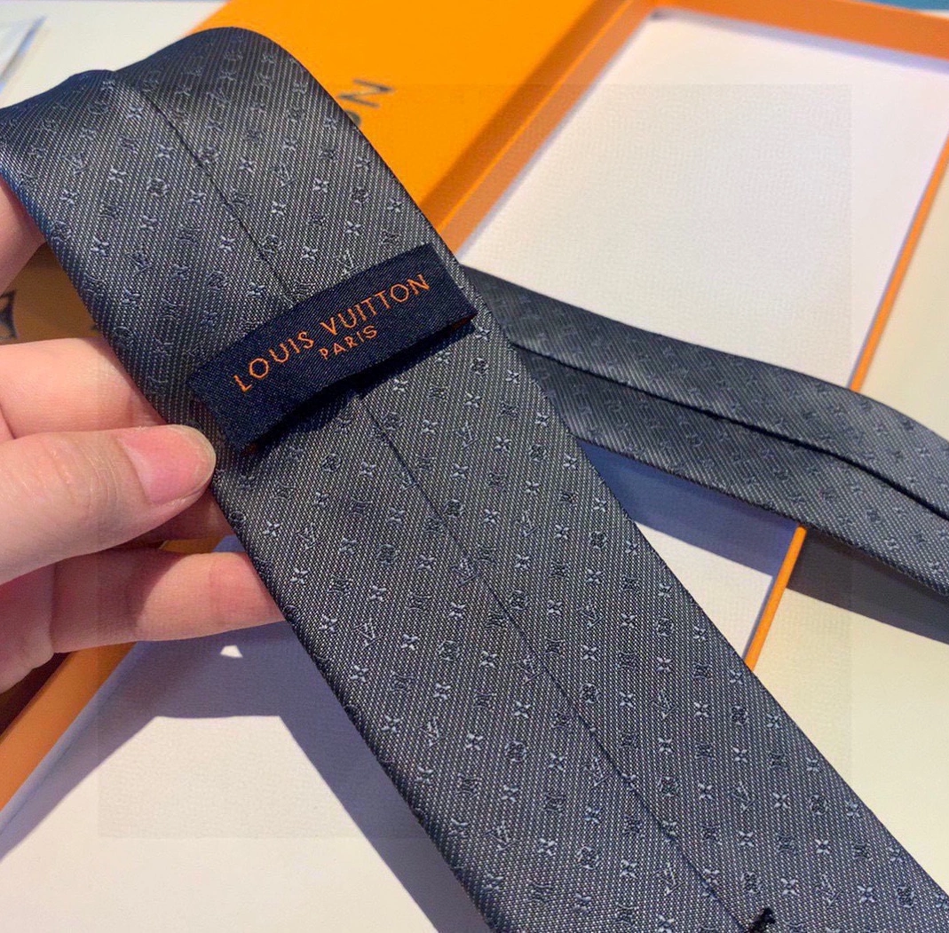 Louis Vuitton LV Necktie For Men Cozy 4974