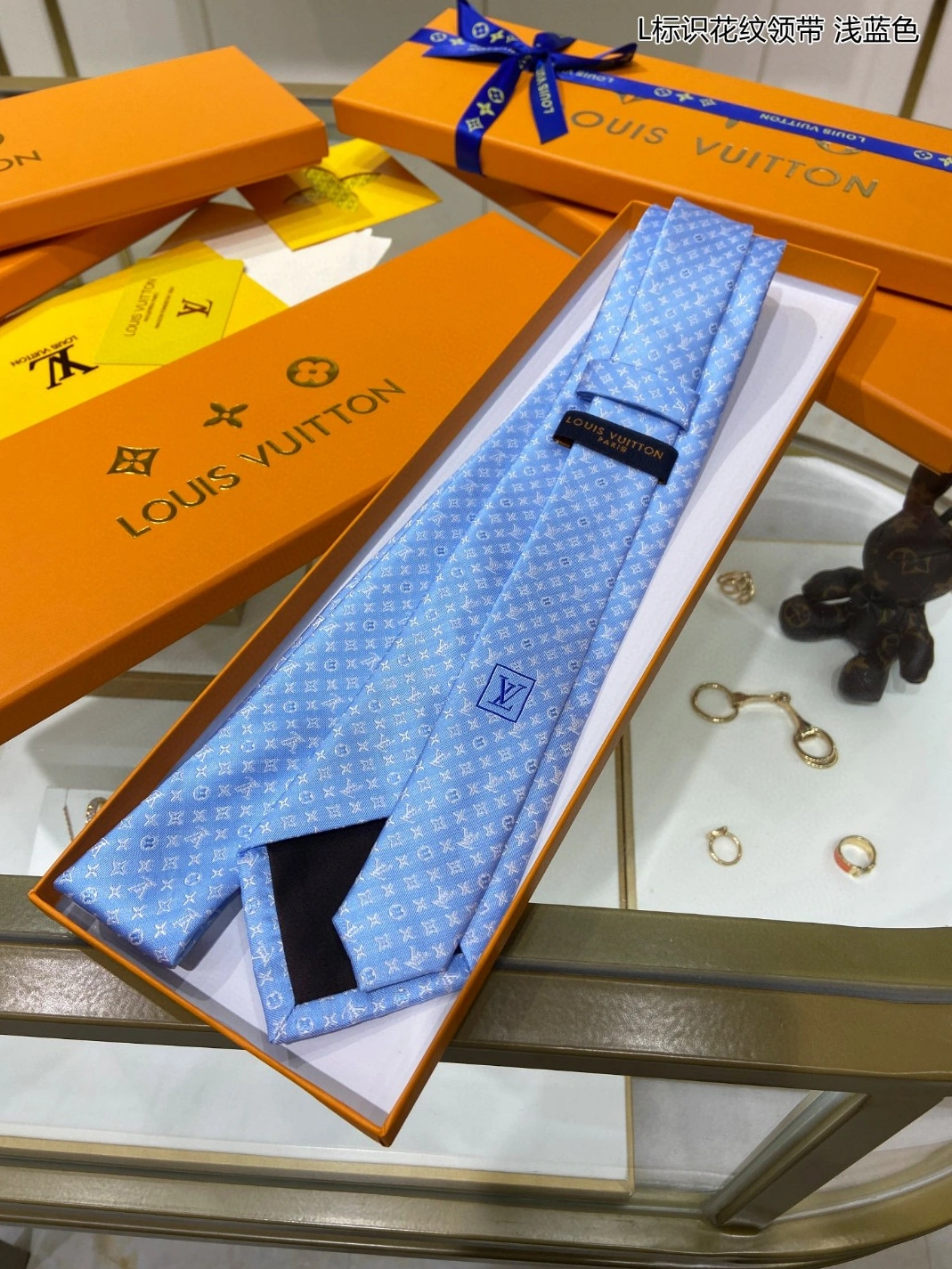Louis Vuitton LV Necktie For Men Durable 5892