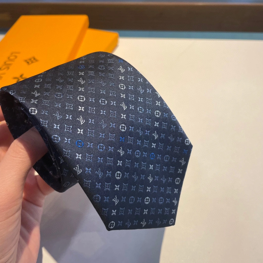 Louis Vuitton LV Necktie For Men Durable 8288