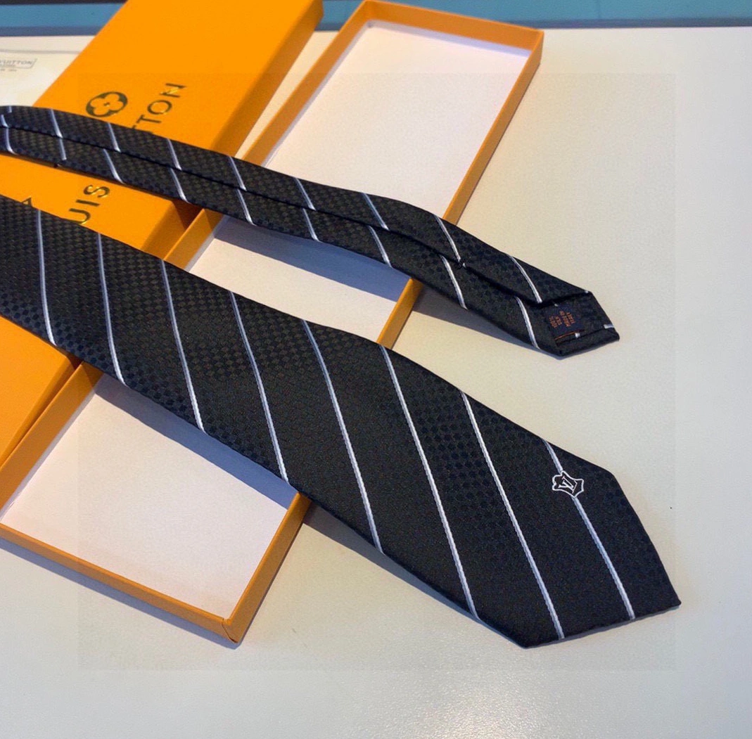 Louis Vuitton LV Necktie For Men Fashionable 5888