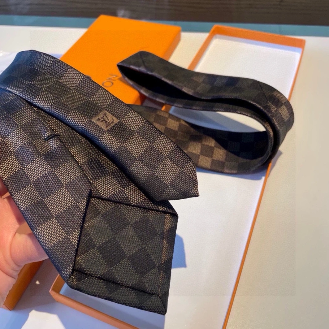 Louis Vuitton LV Necktie For Men Minimalist 9934