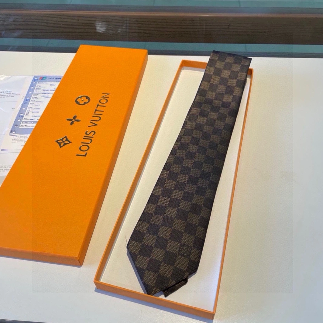 Louis Vuitton LV Necktie For Men Minimalist 9934