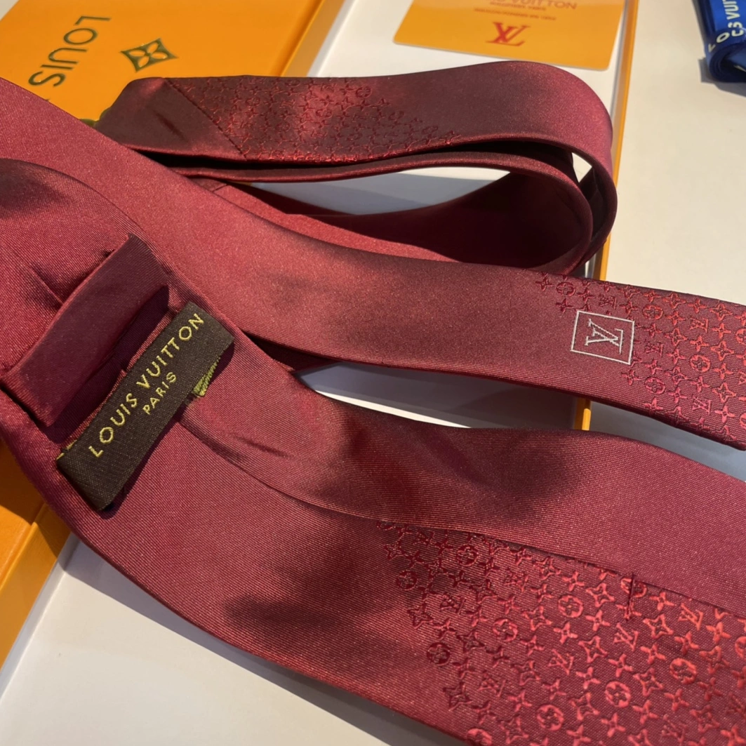 Louis Vuitton LV Necktie For Men Modern 6089
