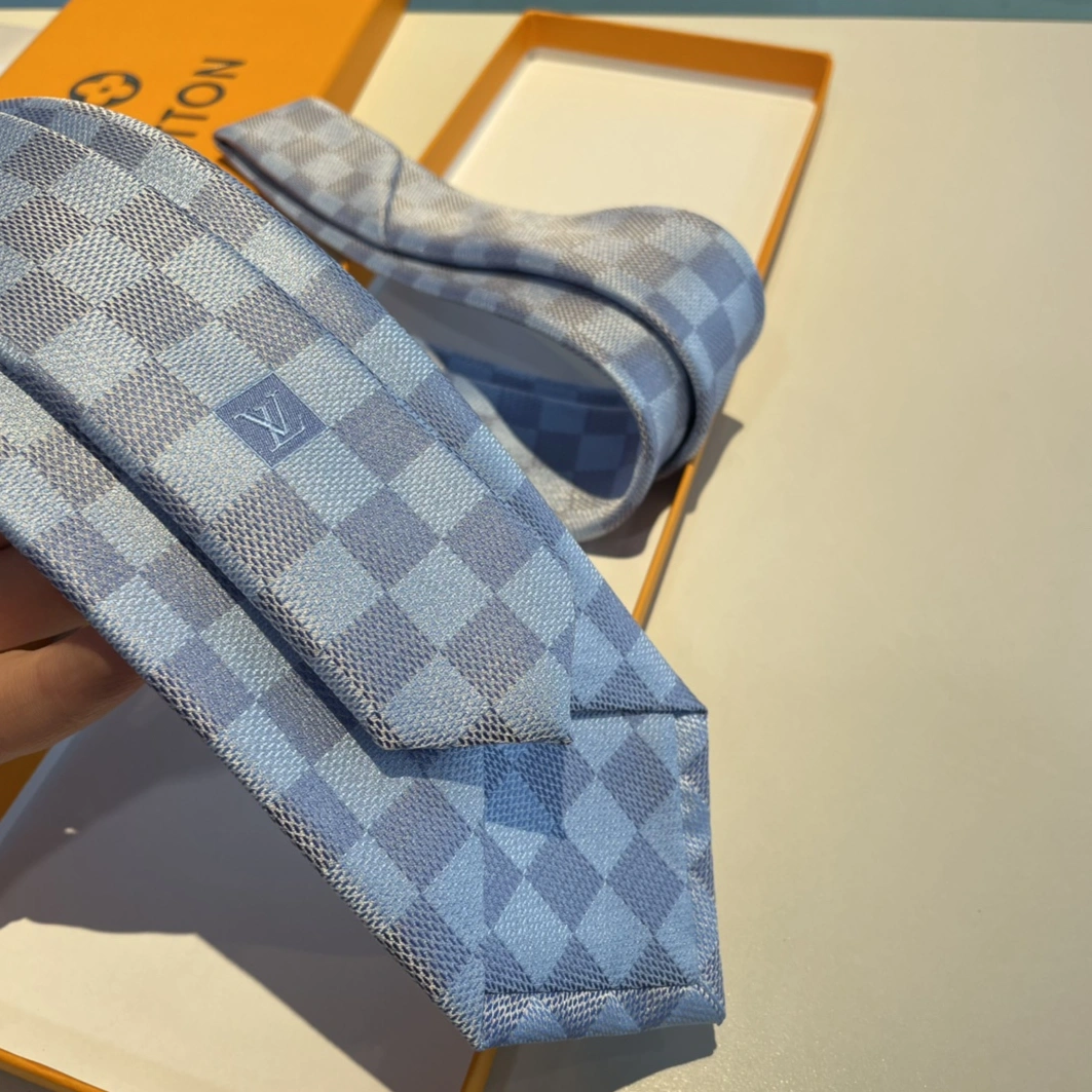 Louis Vuitton LV Necktie For Men Refined 8848