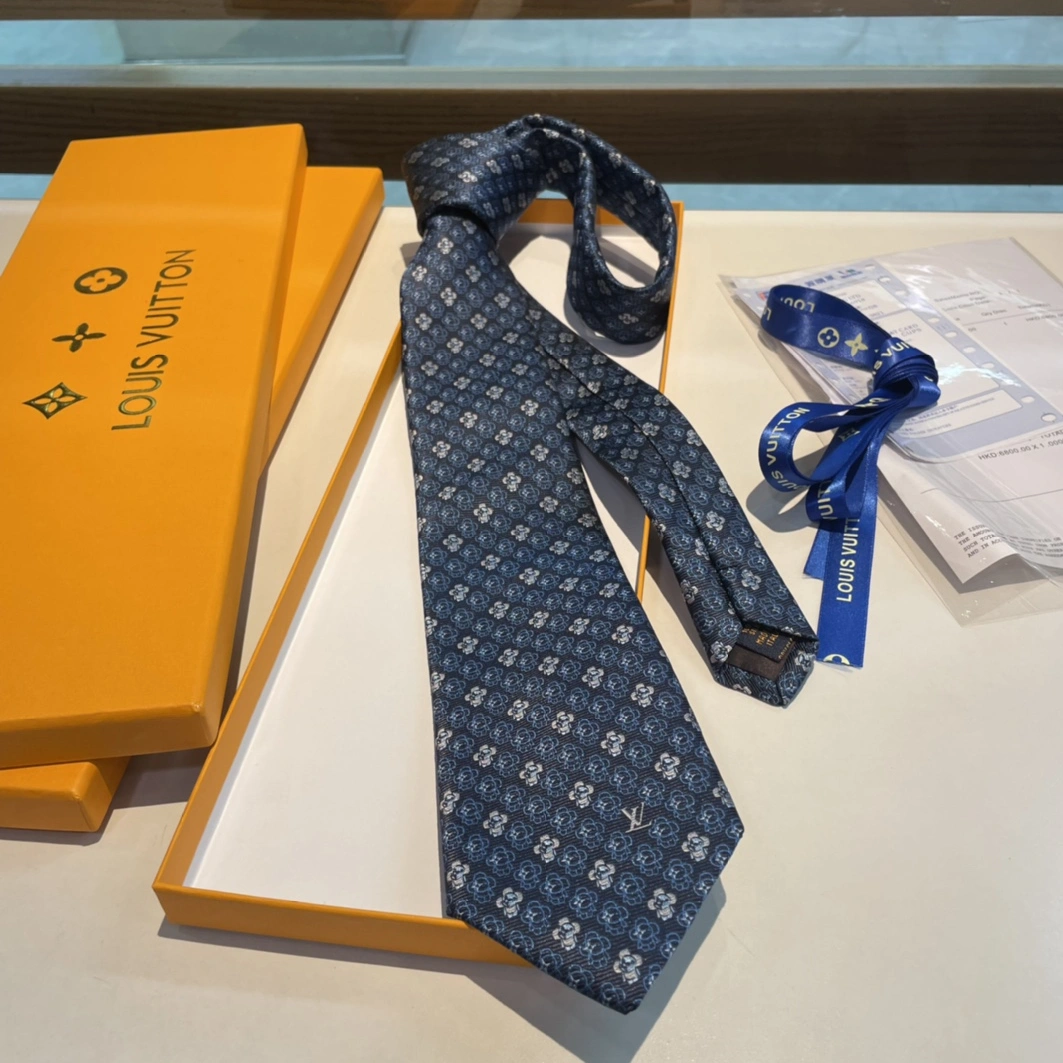 Louis Vuitton LV Necktie For Men Soft 3878