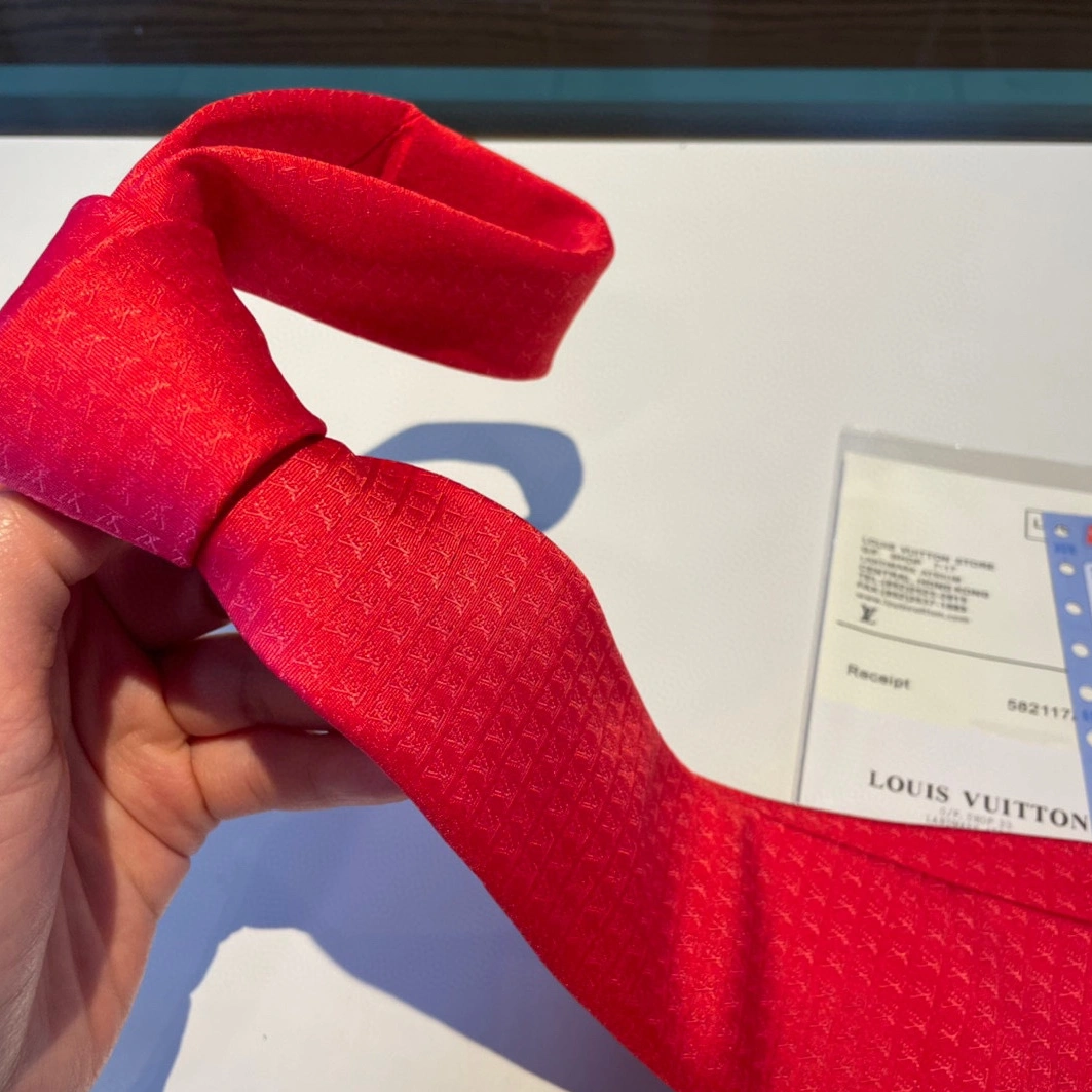 Louis Vuitton LV Necktie For Men Sophisticated 2262