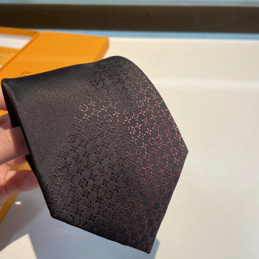 Louis Vuitton LV Necktie For Men Sophisticated 3894