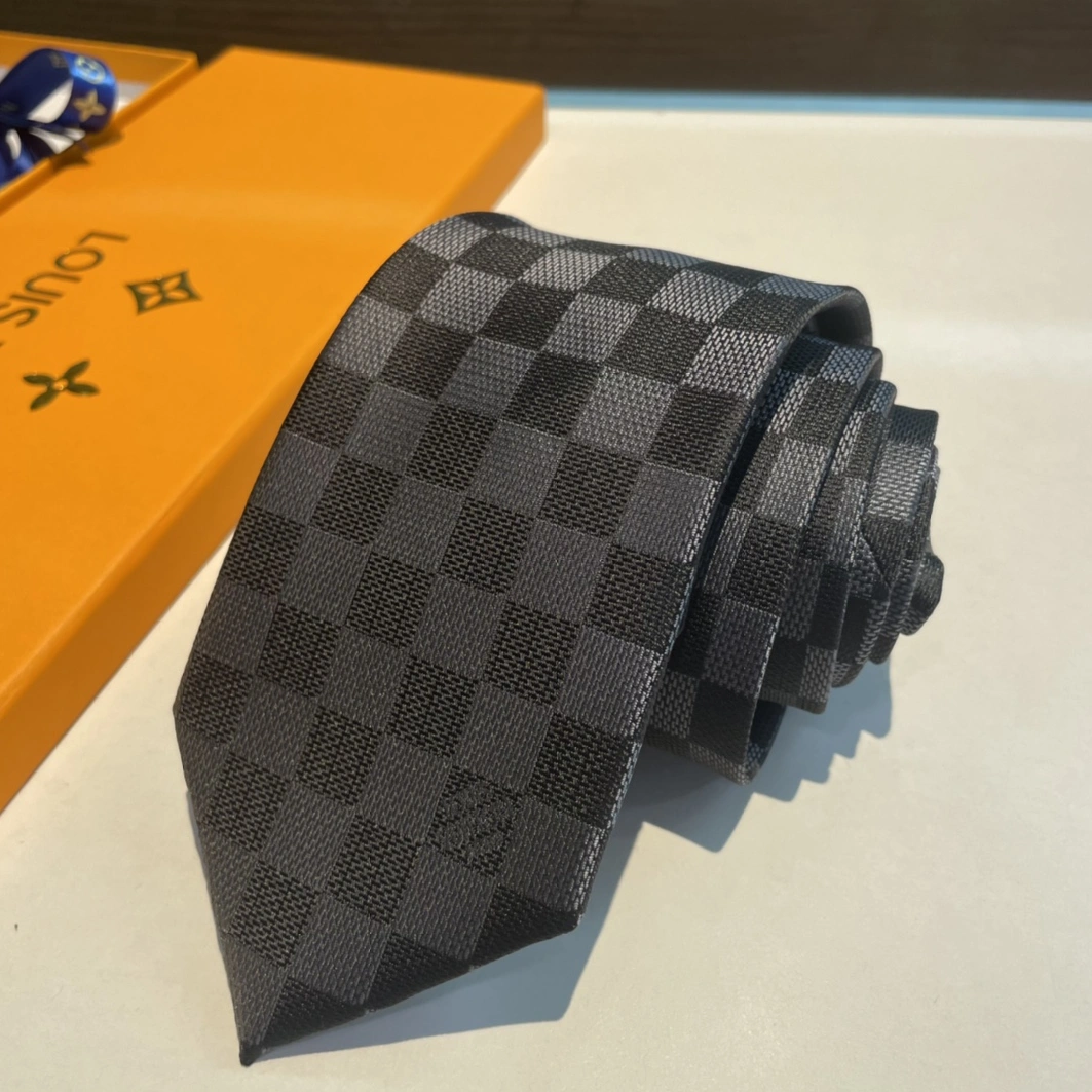 Louis Vuitton LV Necktie For Men Sophisticated 8912