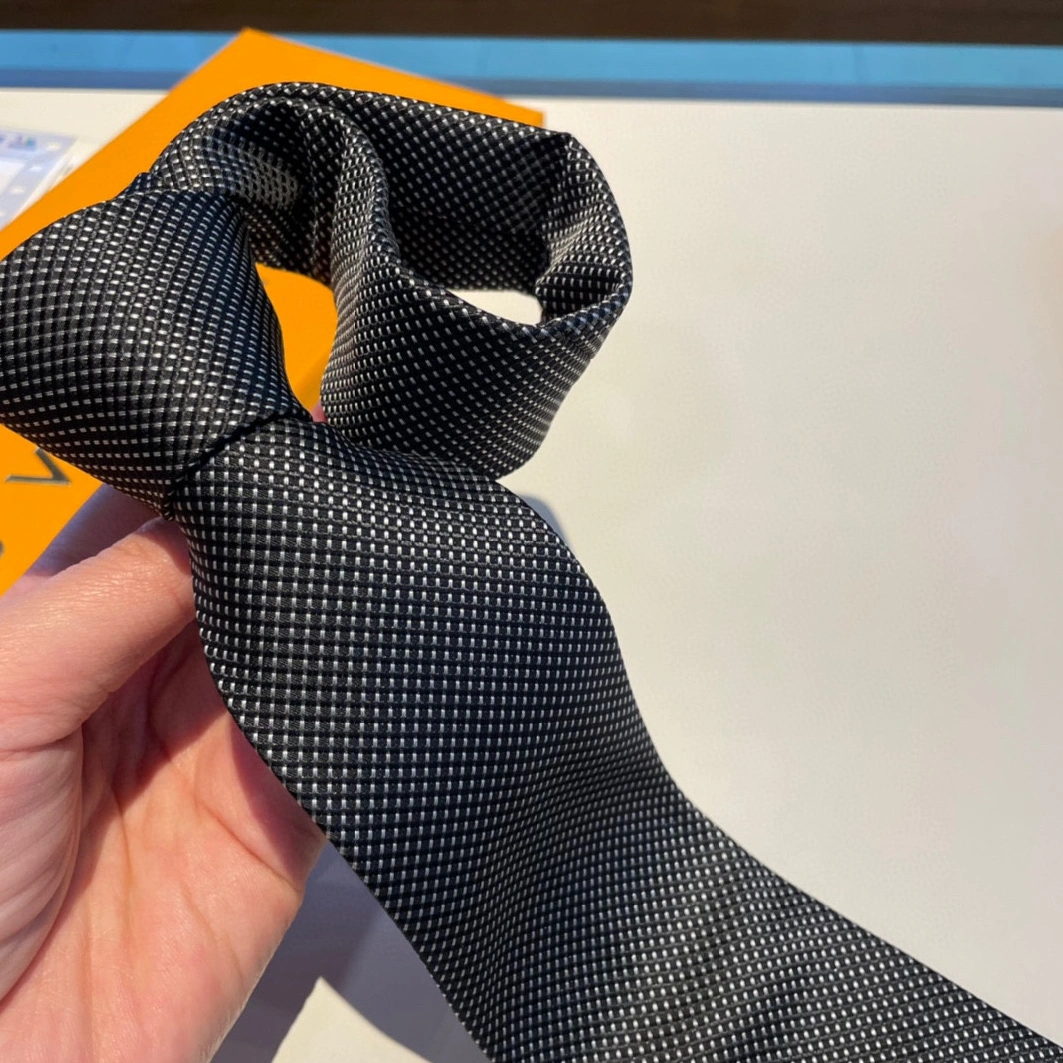 Louis Vuitton LV Necktie For Men UrbanStyle 3363