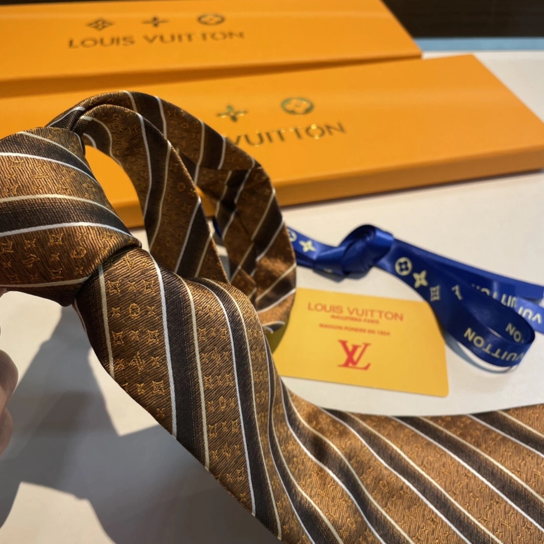 Louis Vuitton LV Necktie For Men Vibrant 2824