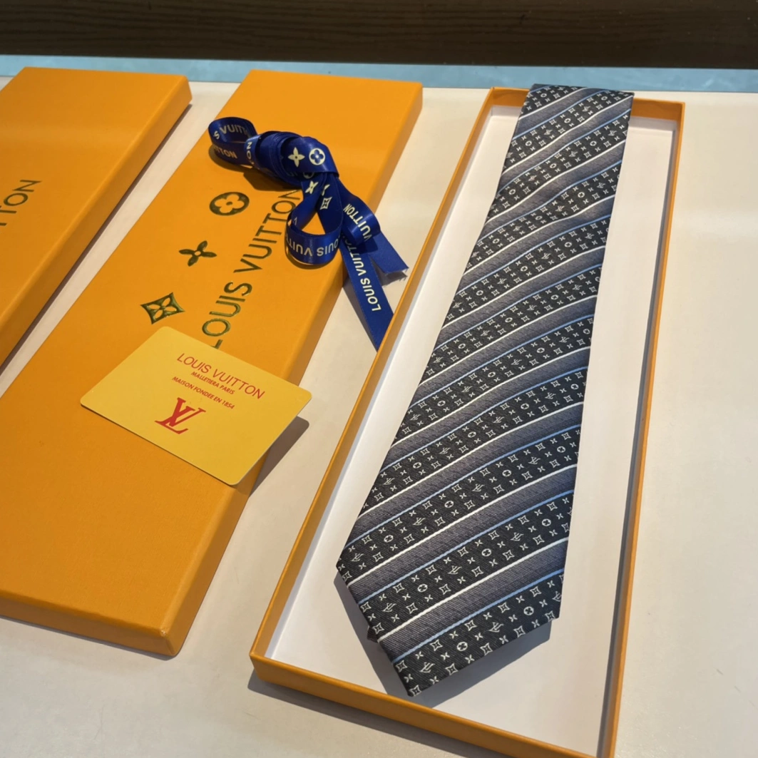 Louis Vuitton LV Necktie For Men Vibrant 7111