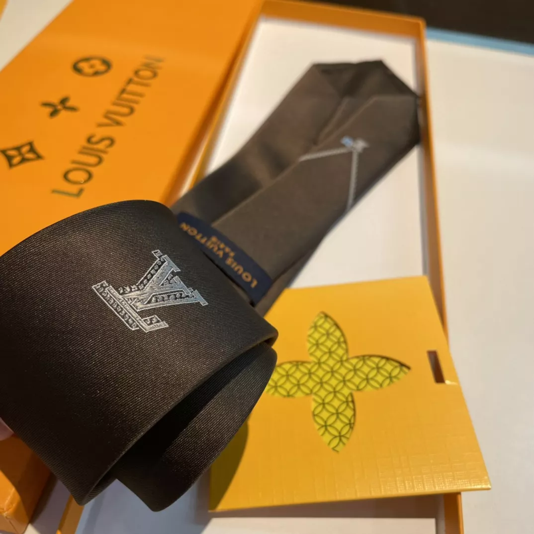 Louis Vuitton LV Necktie Practical 8813