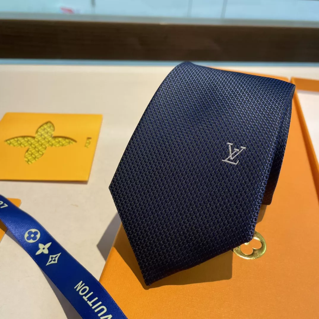 Louis Vuitton LV Necktie Unique 2626