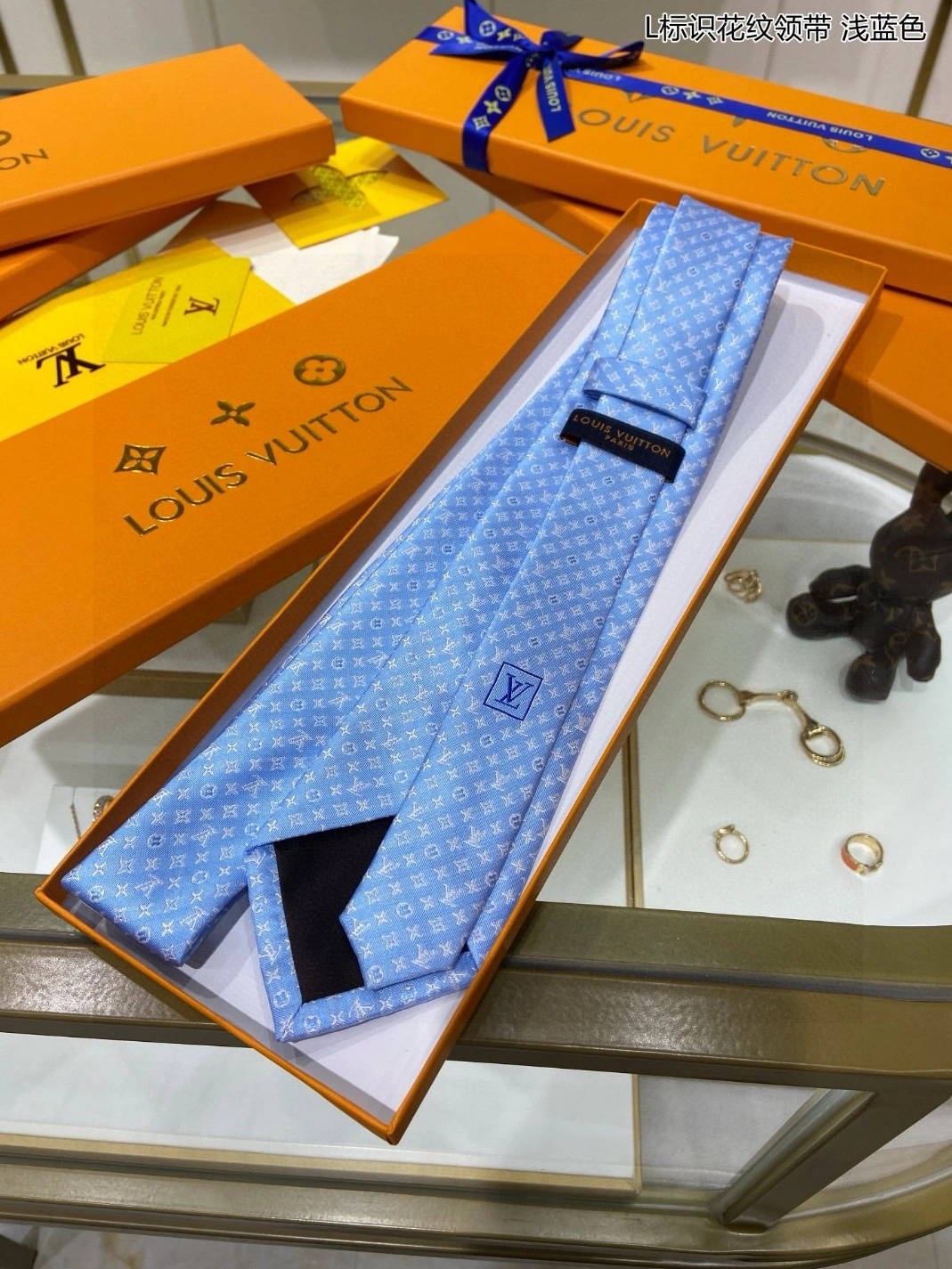 Louis Vuitton LV Necktie WellDesigned 587