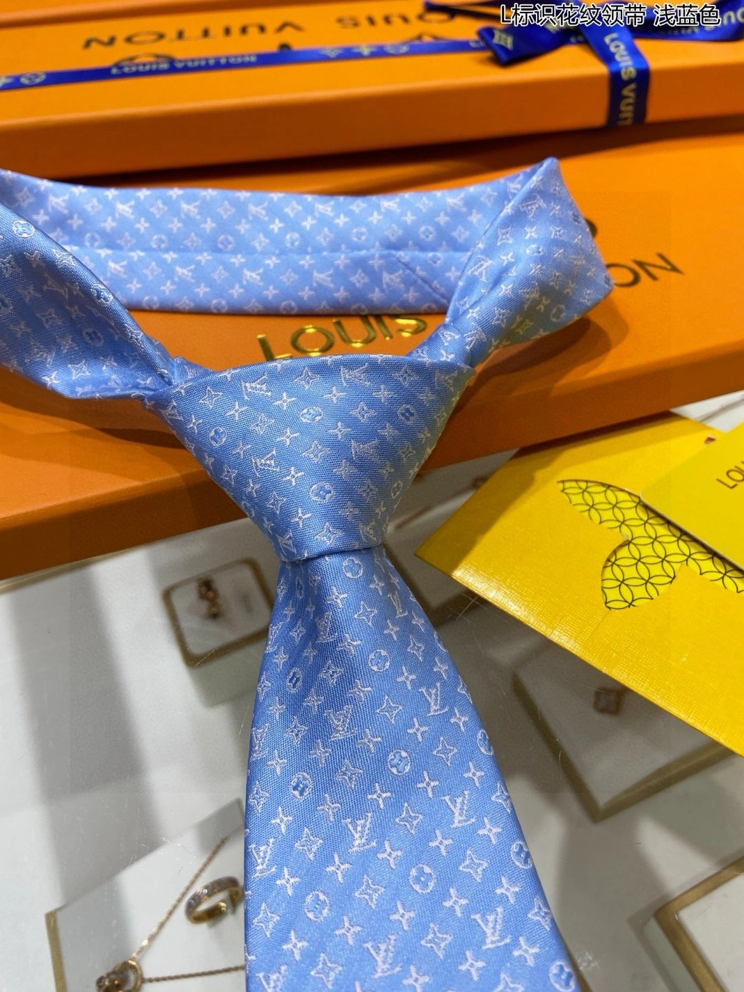 Louis Vuitton LV Necktie WellDesigned 587