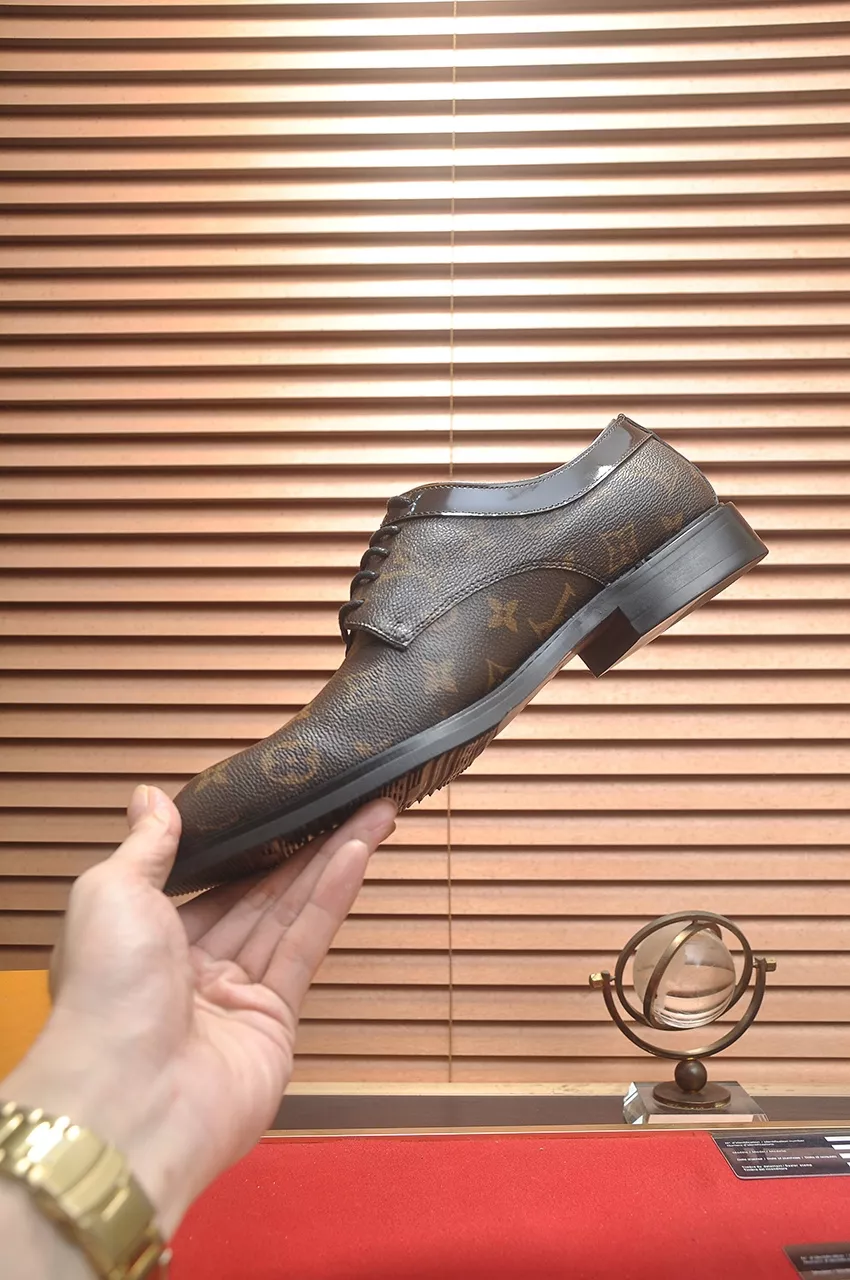 Louis Vuitton LV Oxfords Shoes For Men AllSeason 3081