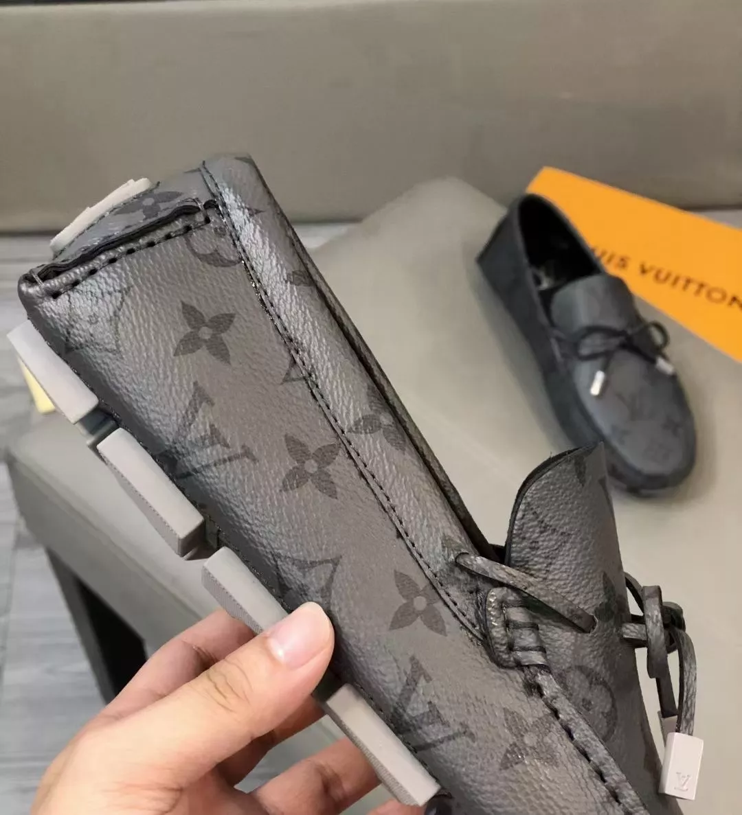 Louis Vuitton LV Oxfords Shoes For Men Bold 2743
