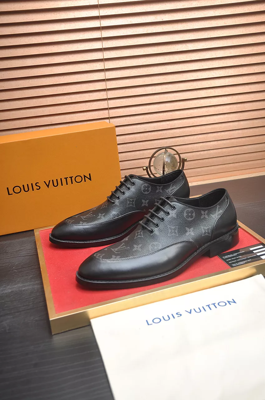 Louis Vuitton LV Oxfords Shoes For Men Bold 3982