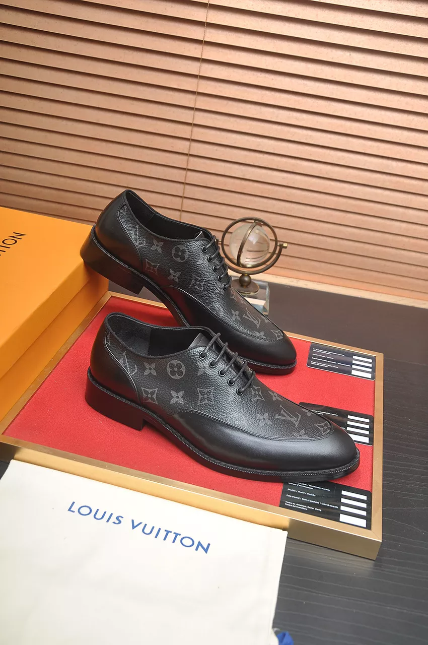 Louis Vuitton LV Oxfords Shoes For Men Bold 3982