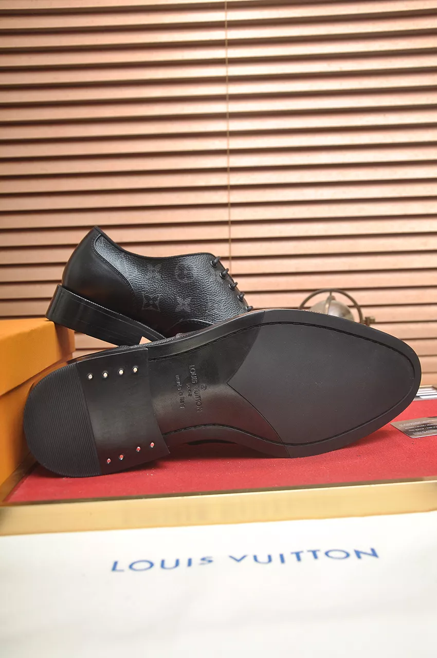 Louis Vuitton LV Oxfords Shoes For Men Bold 3982