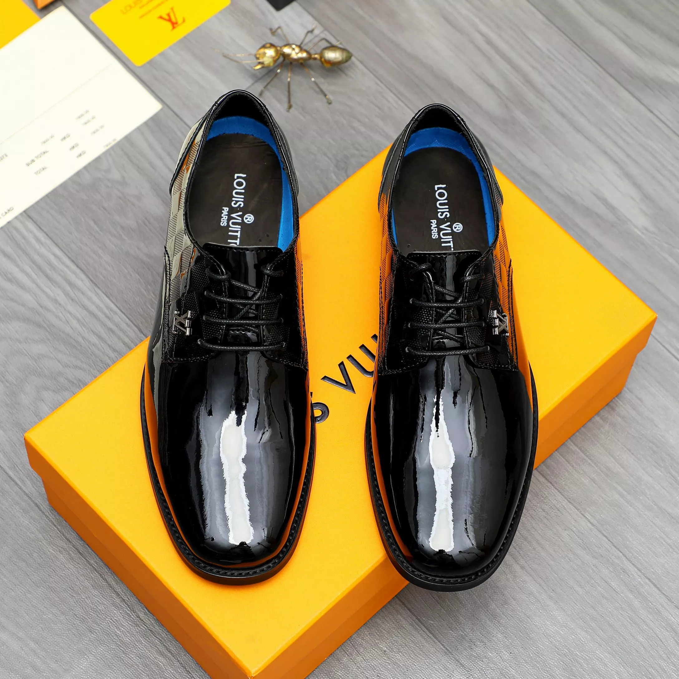 Louis Vuitton LV Oxfords Shoes For Men Bold 9715