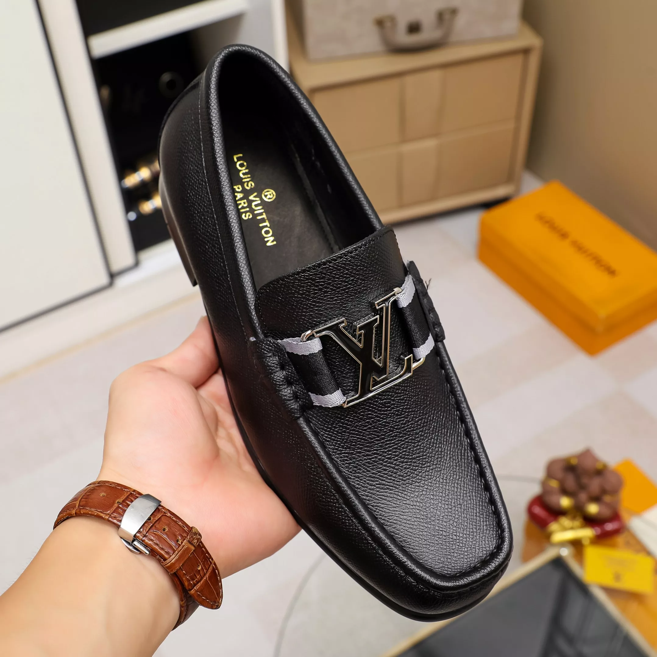 Louis Vuitton LV Oxfords Shoes For Men Bright 4906