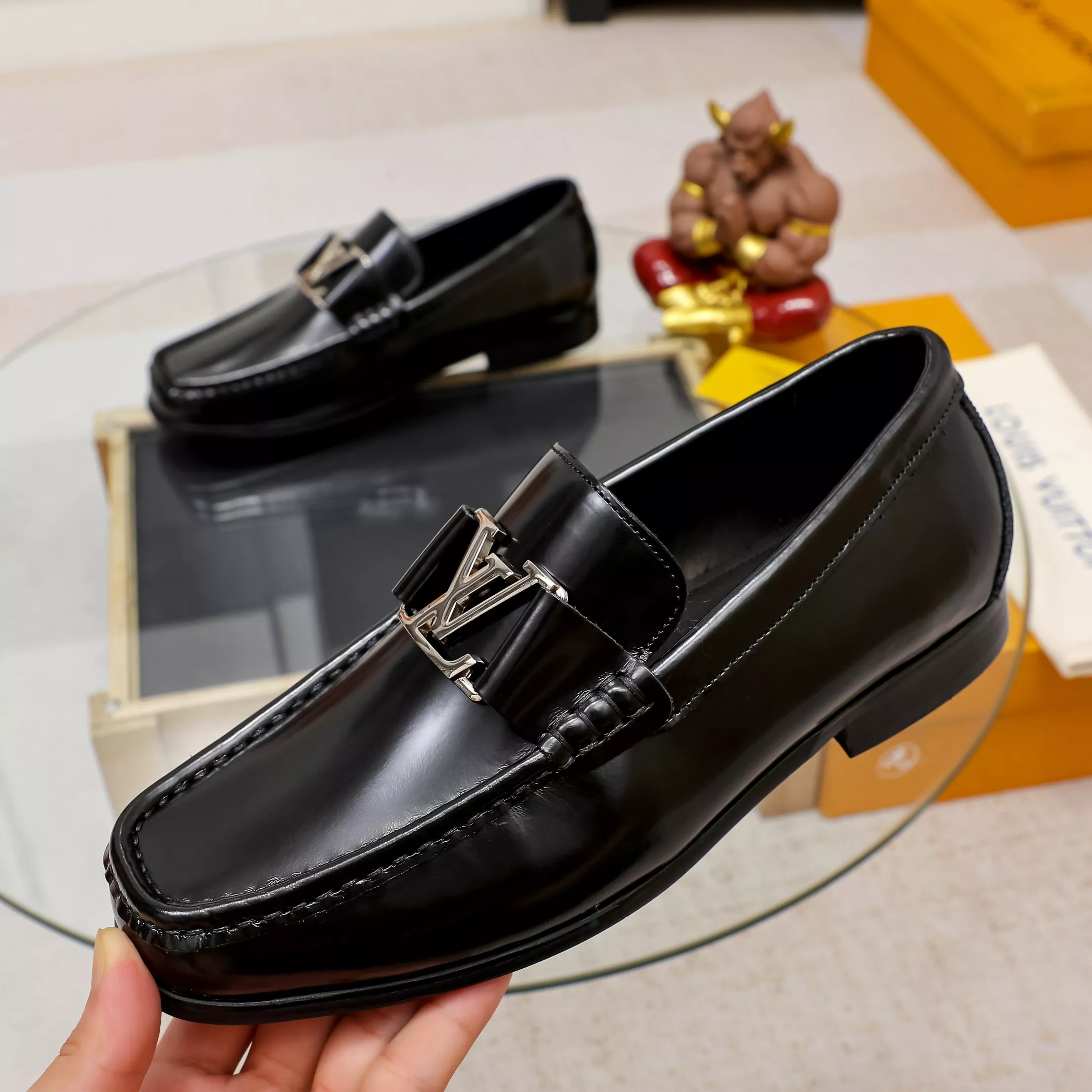 Louis Vuitton LV Oxfords Shoes For Men Comfortable 1867