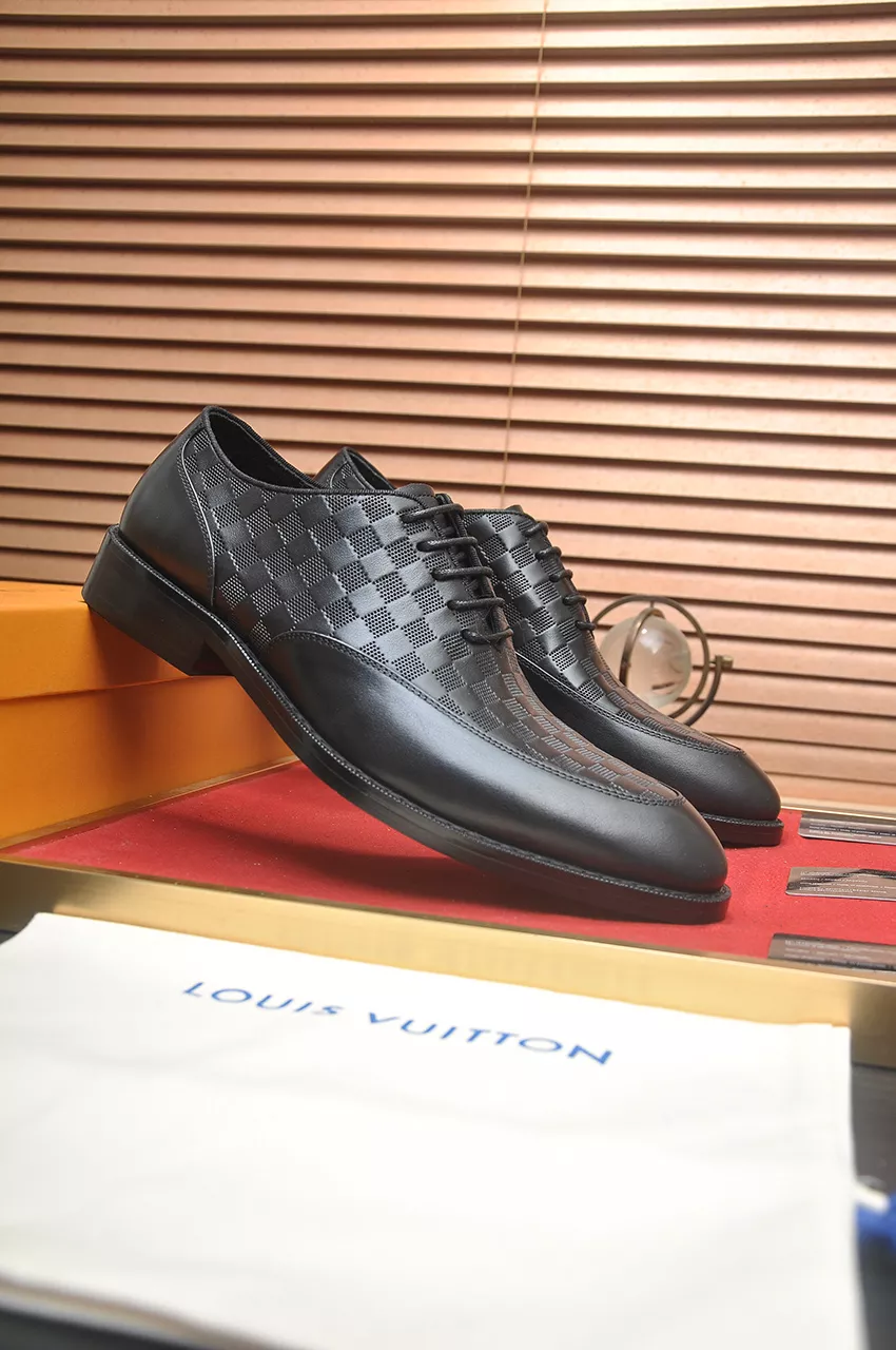 Louis Vuitton LV Oxfords Shoes For Men Comfortable 2972