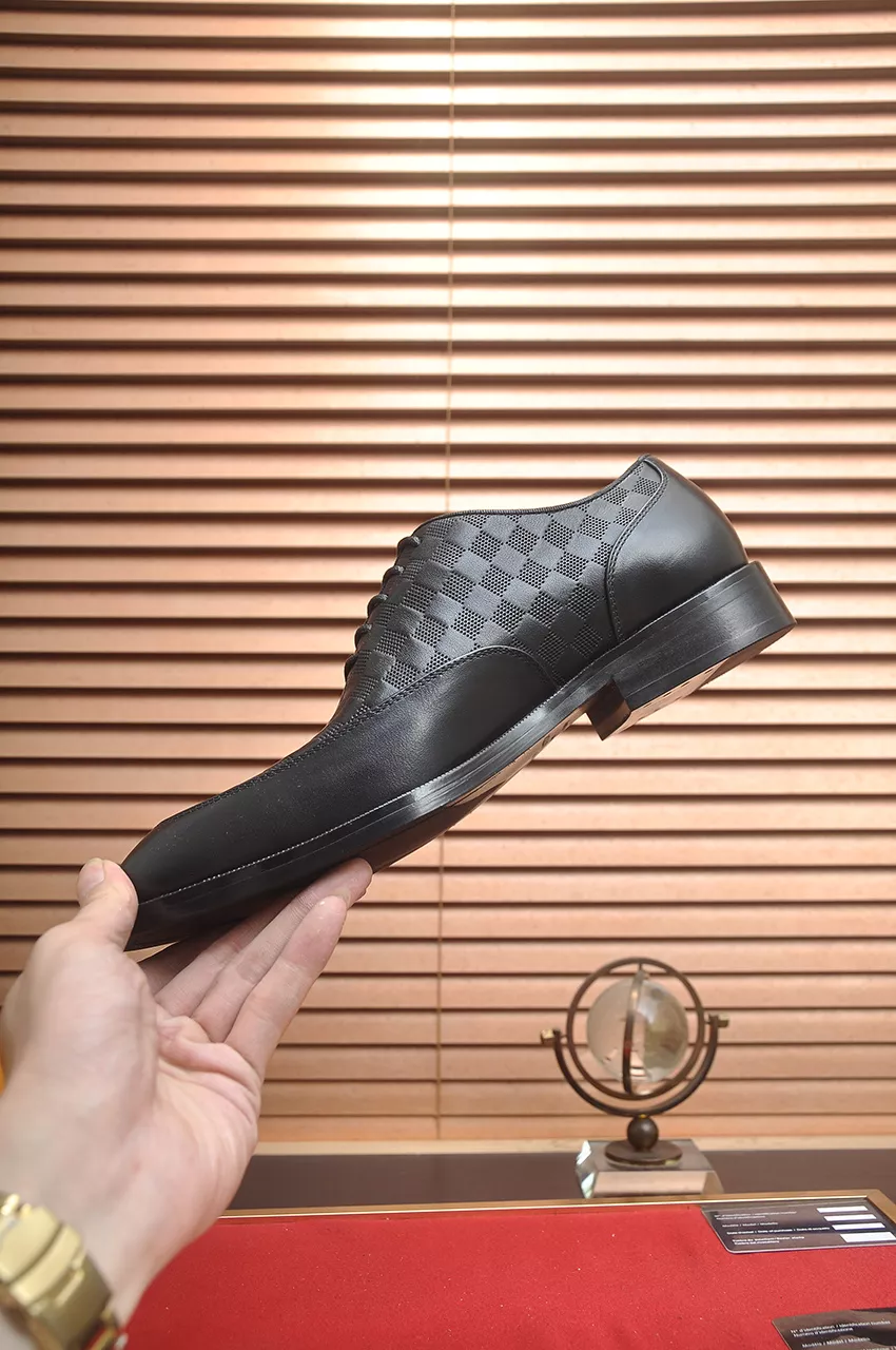 Louis Vuitton LV Oxfords Shoes For Men Comfortable 2972