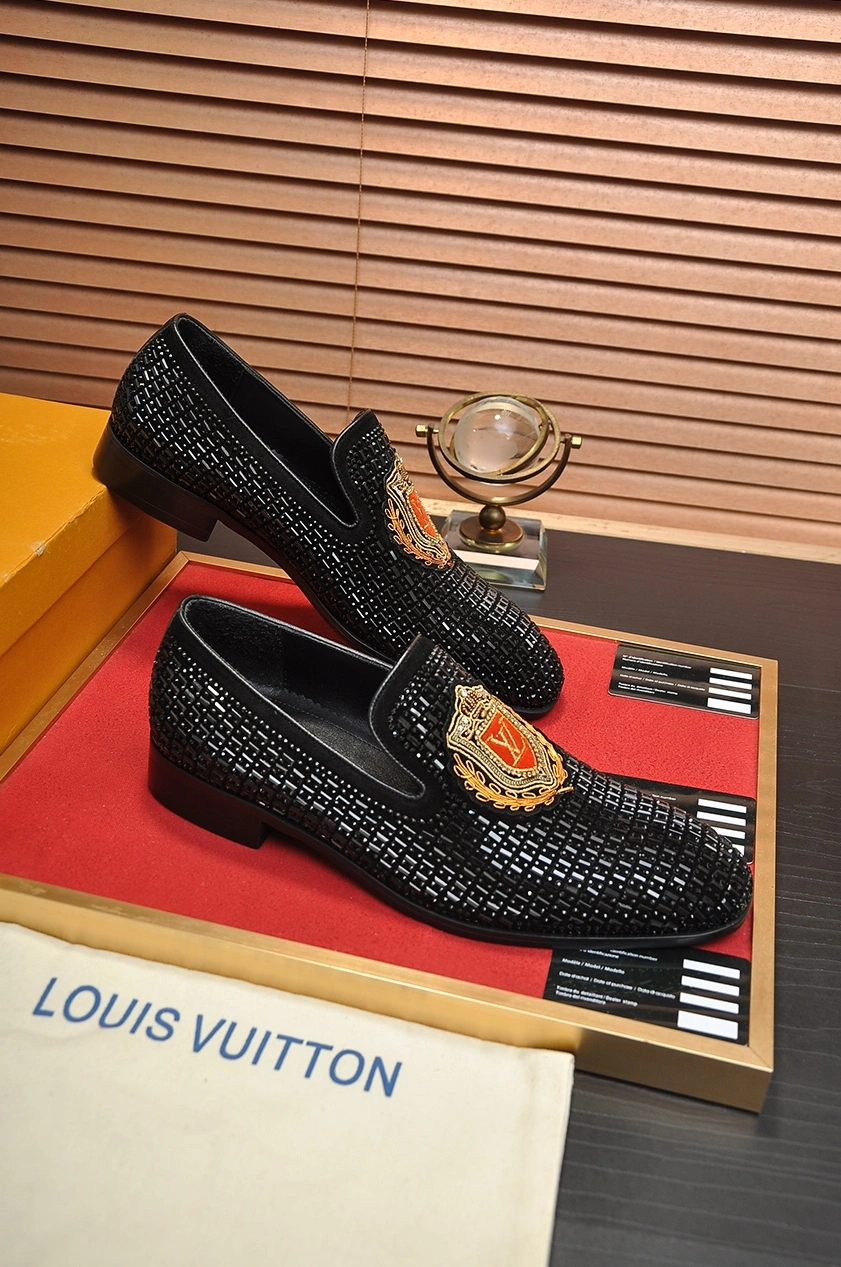 Louis Vuitton LV Oxfords Shoes For Men Compact 4031