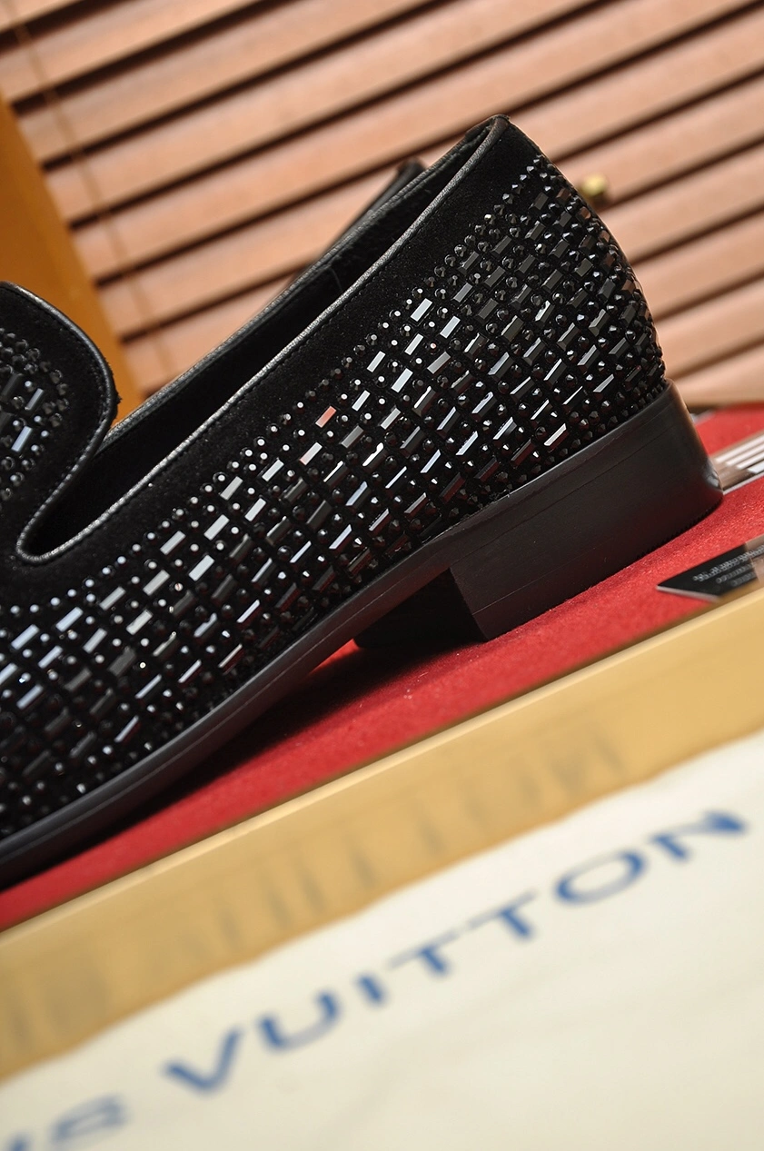 Louis Vuitton LV Oxfords Shoes For Men Compact 4031
