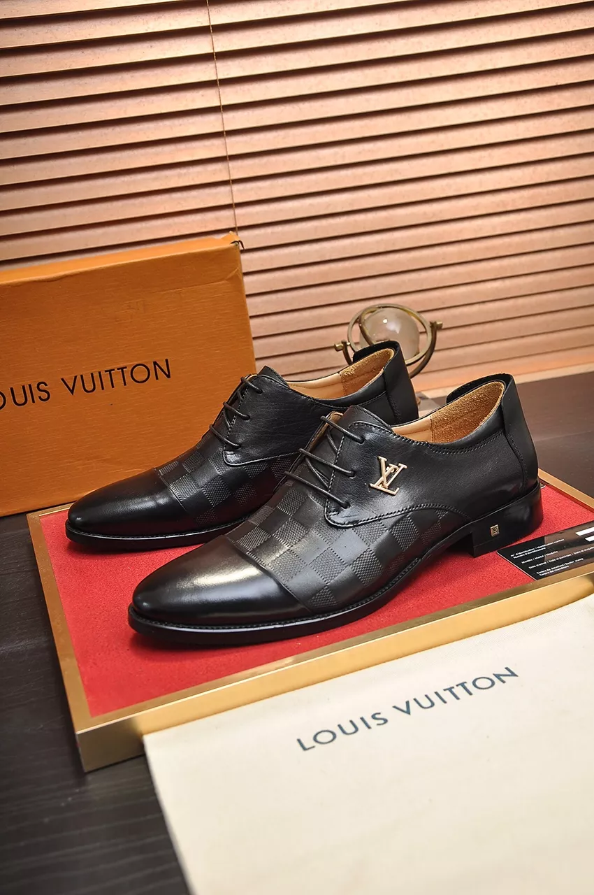 Louis Vuitton LV Oxfords Shoes For Men DailyWear 8917