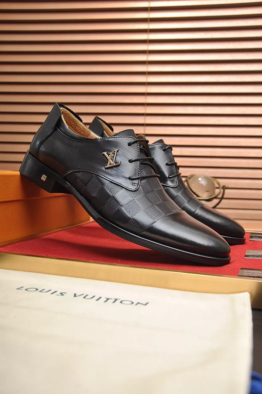 Louis Vuitton LV Oxfords Shoes For Men DailyWear 8917