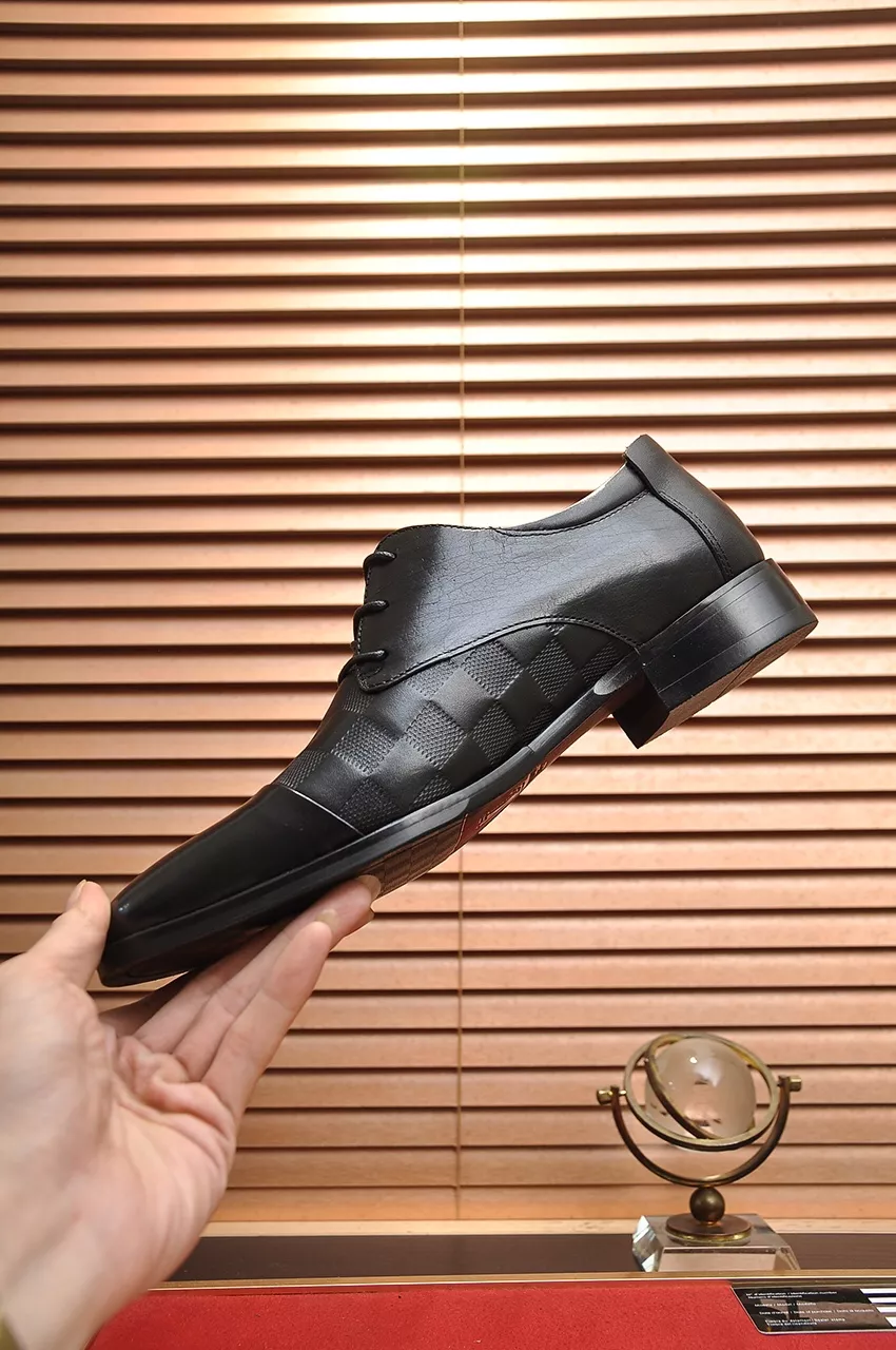 Louis Vuitton LV Oxfords Shoes For Men DailyWear 8917