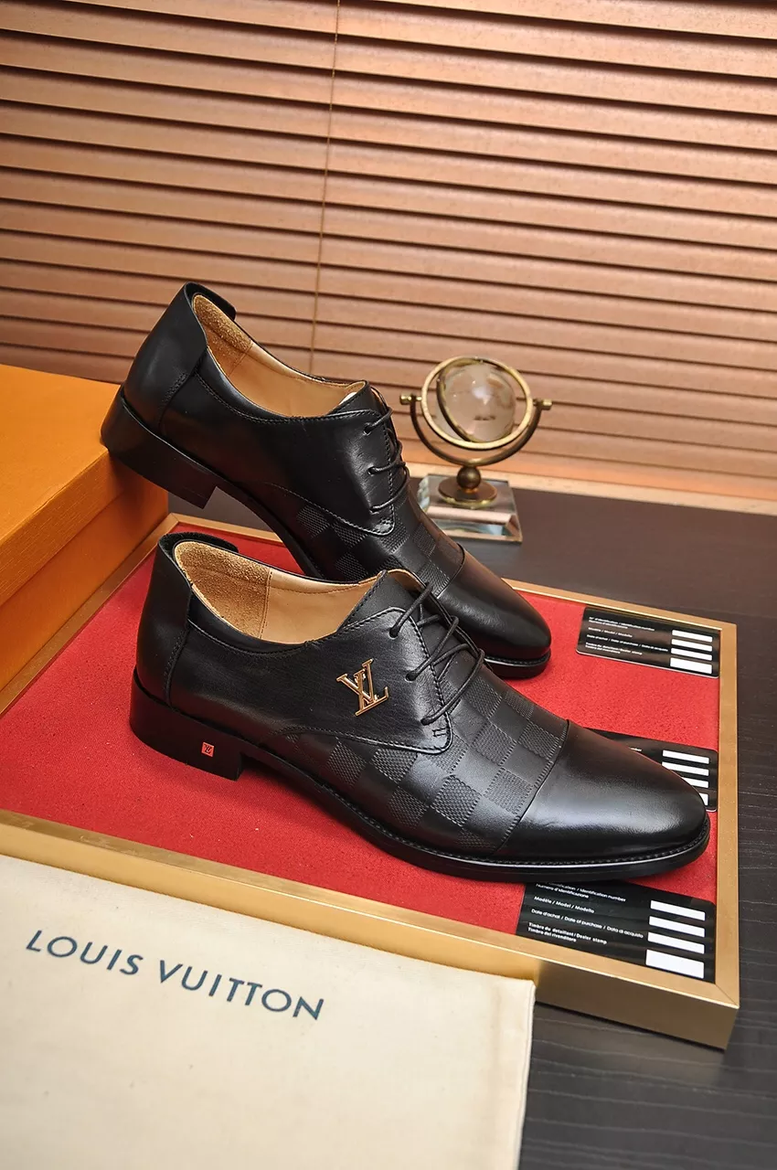 Louis Vuitton LV Oxfords Shoes For Men DailyWear 8917