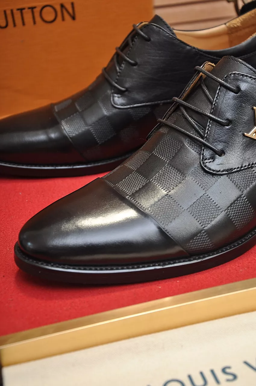 Louis Vuitton LV Oxfords Shoes For Men DailyWear 8917